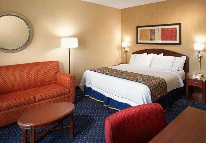 Courtyard By Marriott Cleveland Willoughby Otel Dış mekan fotoğraf