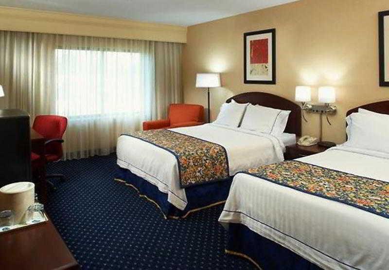 Courtyard By Marriott Cleveland Willoughby Otel Dış mekan fotoğraf
