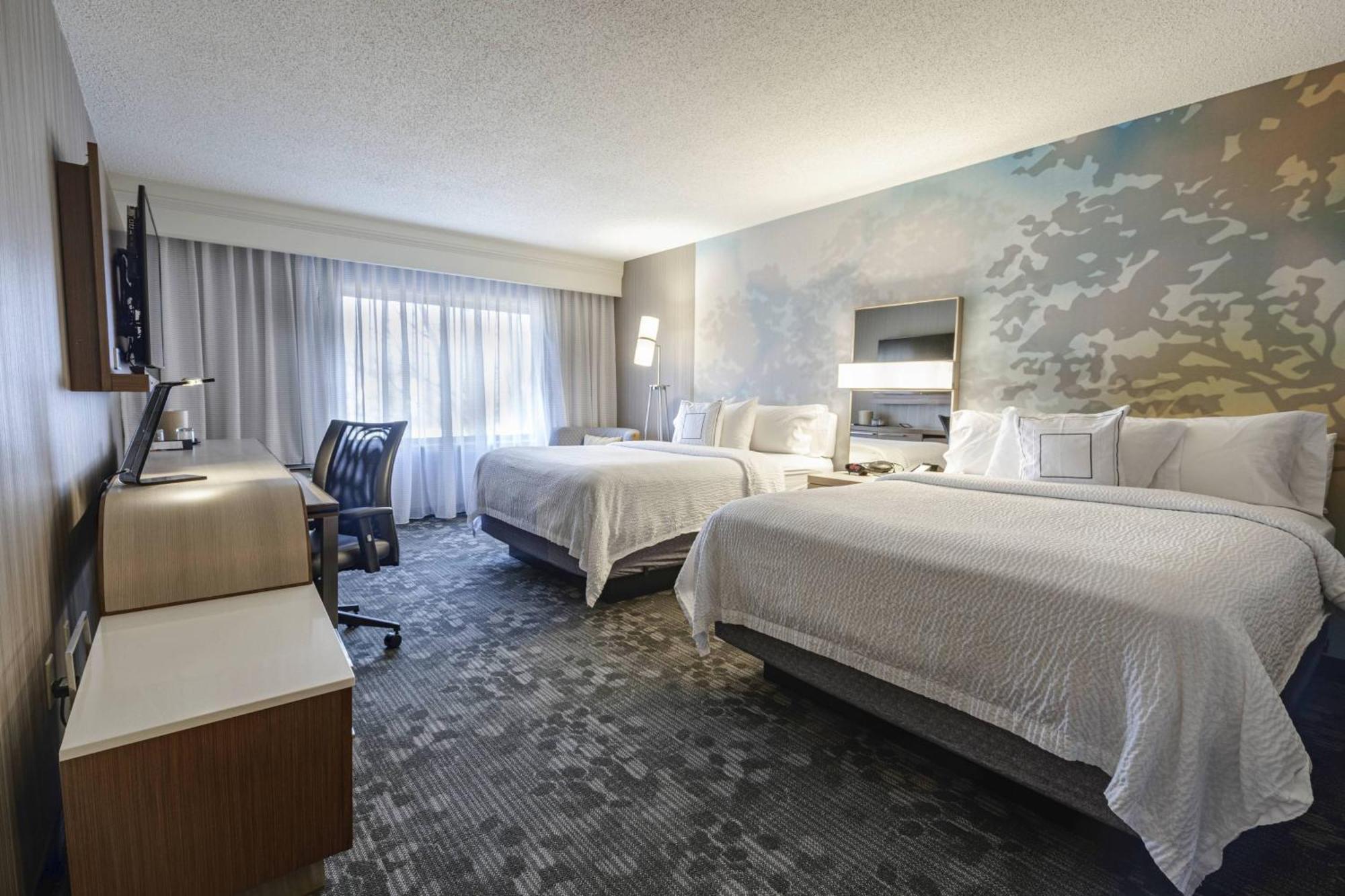 Courtyard By Marriott Cleveland Willoughby Otel Dış mekan fotoğraf